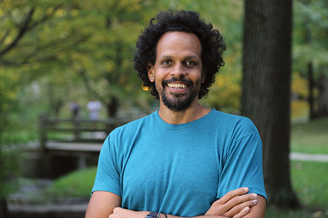 Bloomington Poet Ross Gay Wins Indiana Authors Award