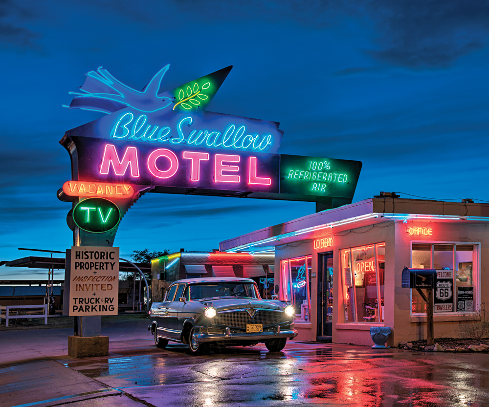 Kendall Reeves: Pictures that Evoke Old-Time Feelings (PHOTO GALLERY)