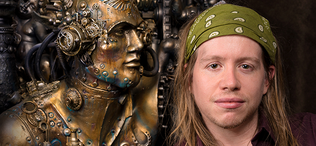 Brandon Palmer Paints Warhammer Miniature Soldiers For Game Lovers Around the World