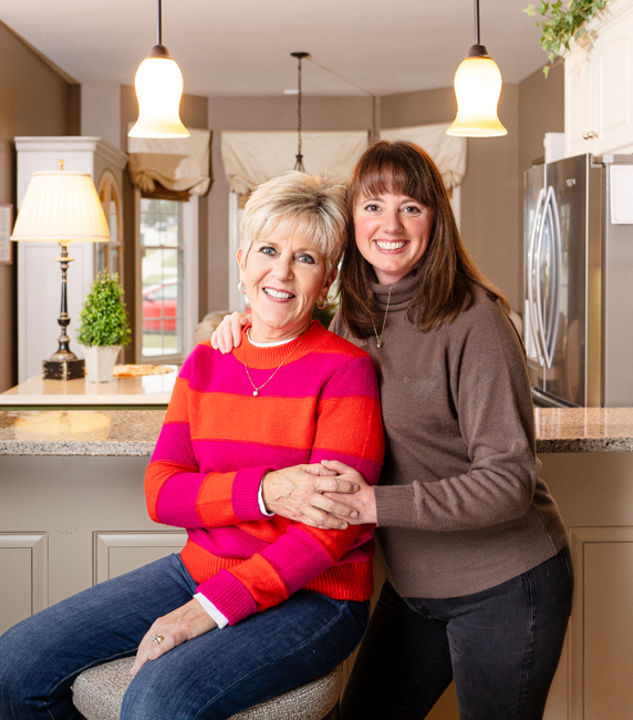 How Emily Pike Saved Her Stepmother By Donating a Kidney to a Stranger