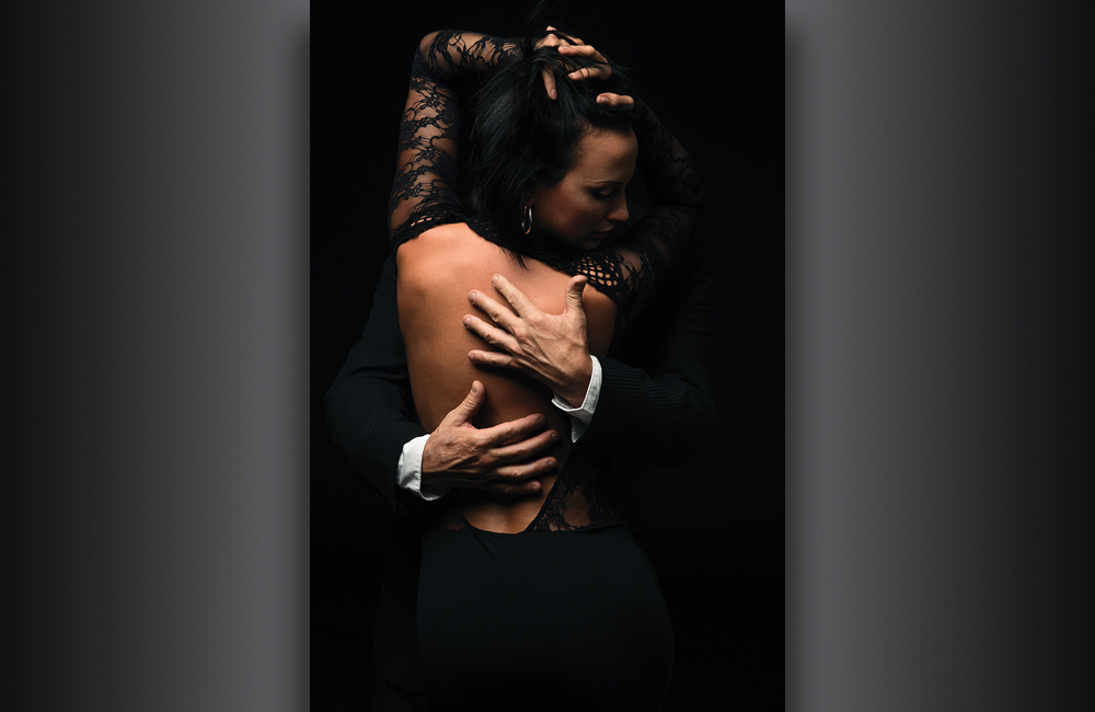 FAR Center Tango Event Is Dance with Photographs